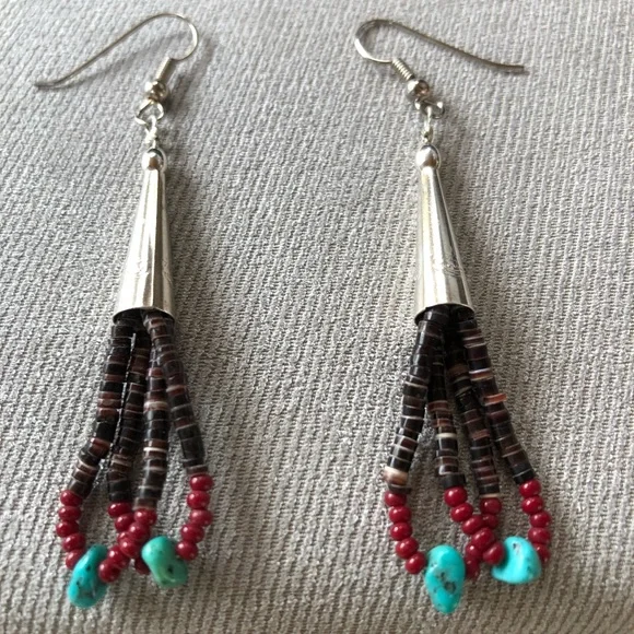 Vintage Native American Necklace & Earring Set. - Picture 8 of 11